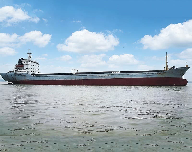 10,400-ton bulk carrier built in 2005