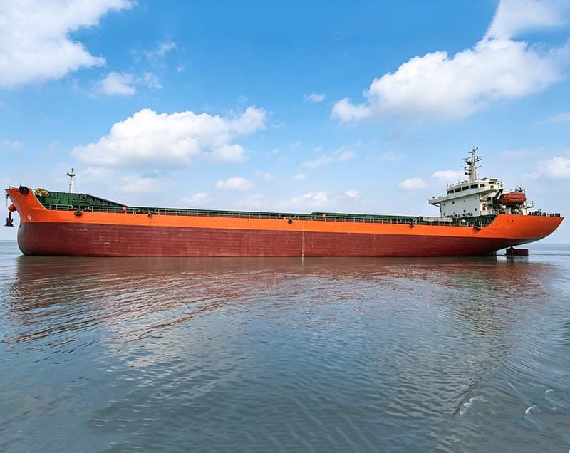 12,400-ton bulk carrier built in 2023