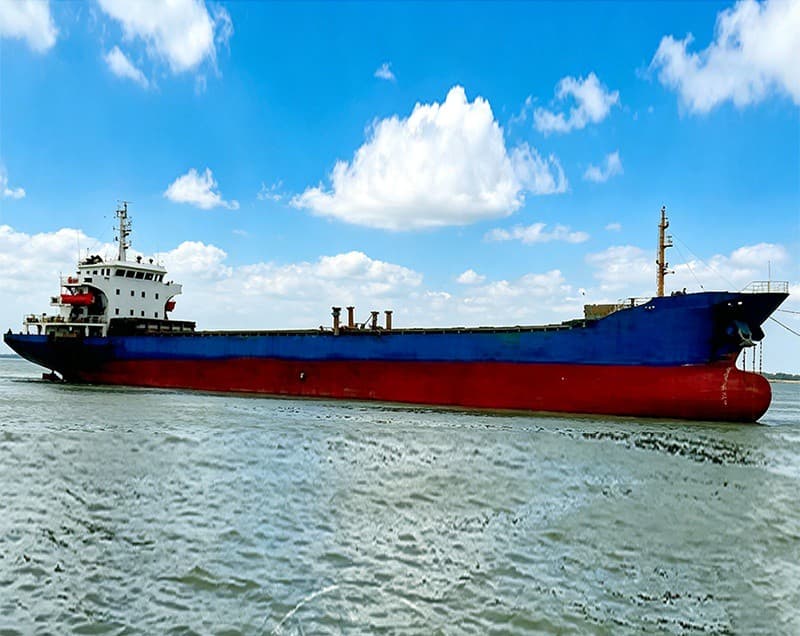 5,020-ton bulk carrier built in 2009