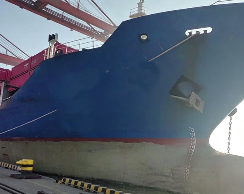 648TEU 10,415-ton container ship built in 2008