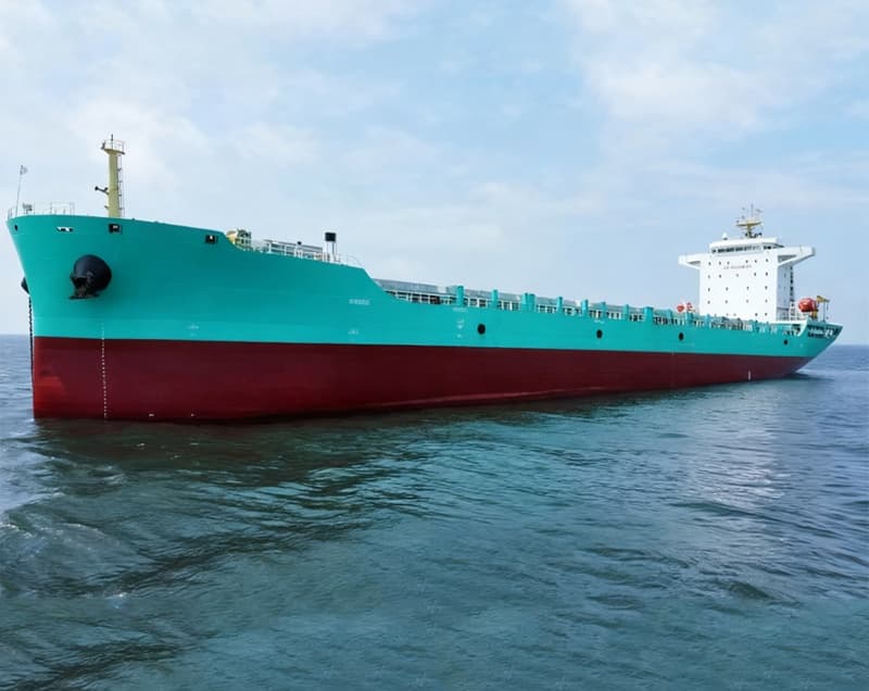2076TEU 35,000-ton container ship built in 2025