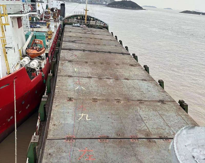 262TEU 5,000-ton multipurpose vessel built in 2005