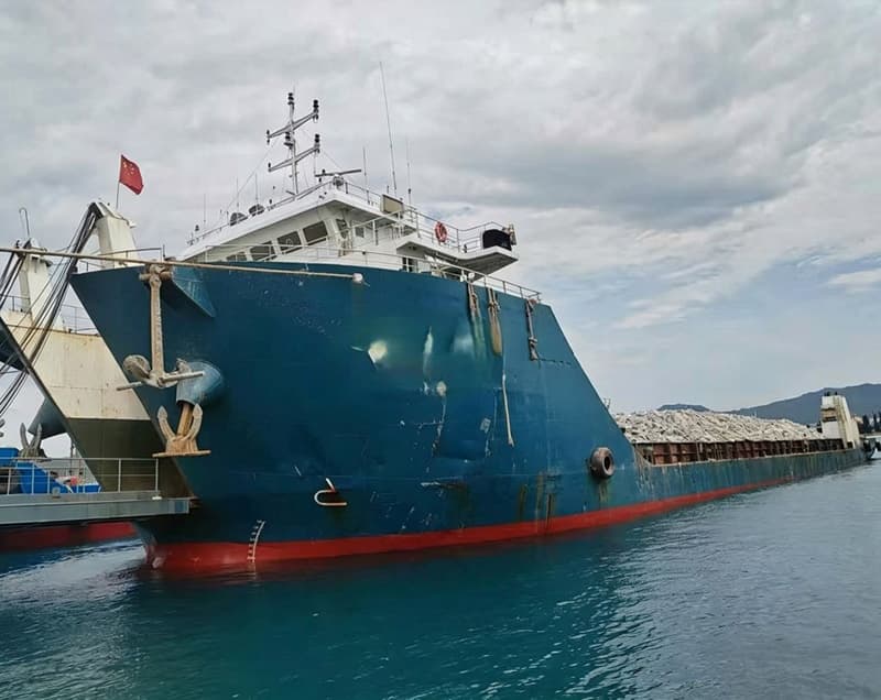 5,000-ton forward-wheelhouse deck vessel built in 2015