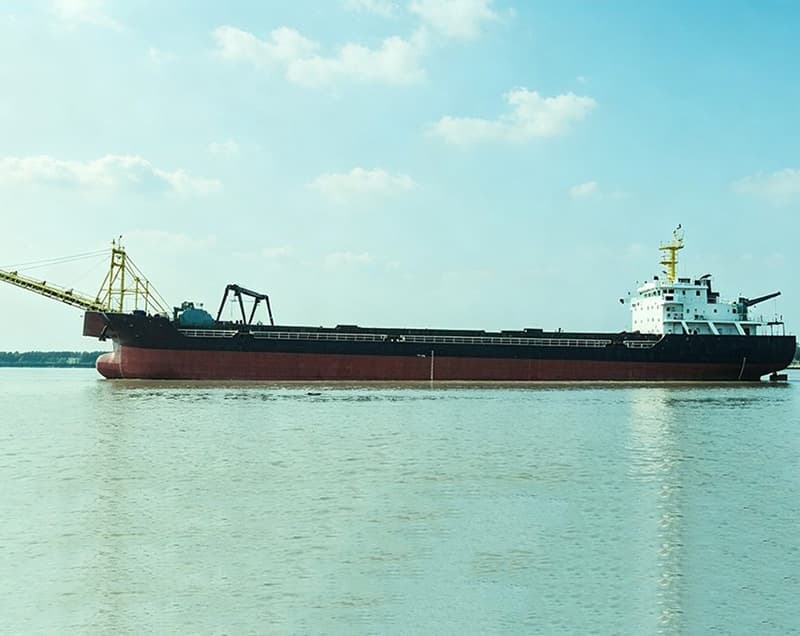 5,727-ton self-unloading sand carrier built in 2019