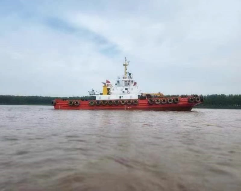 5440hp tug/anchor handling vessel for sale, twin Ningdong 6300 engines, 3 generators, 100-ton heavy-duty bow anchor windlass