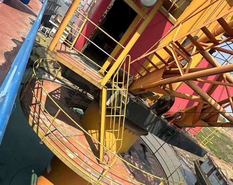 35-ton floating crane vessel for sale (No certificate)