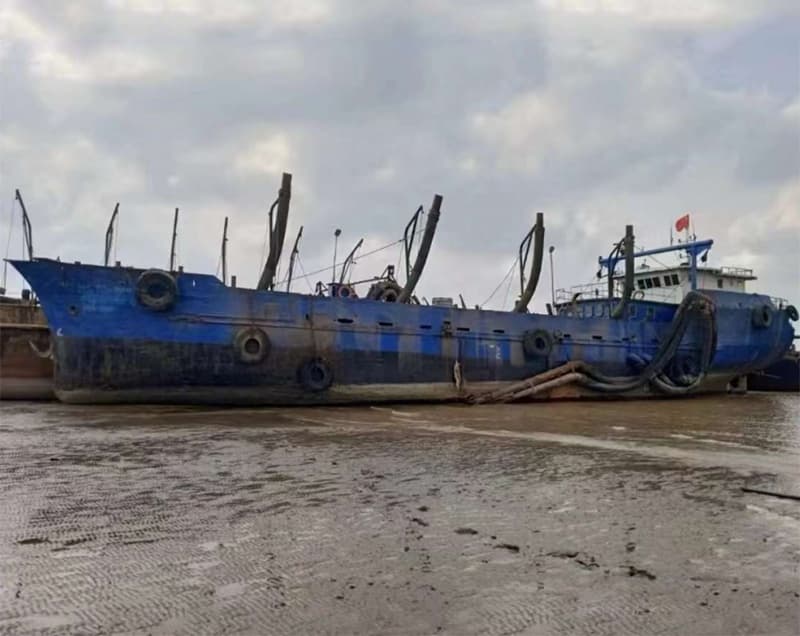 1,000-ton cargo vessel converted into a suction dredger for sale, built in 2004